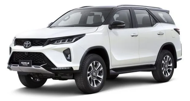 Toyota Fortuner, 7-seat sport wagon depending on version